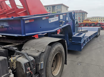 Низкорамный полуприцеп TITAN 80 Ton Lowboy Semi Trailer for Sale in Tanzania: фото 3