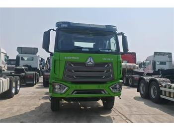 Новый Тягач SINOTRUK Hohan Truck Head 6x4 for Sale In Nigeria: фото 4