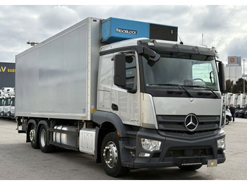 Рефрижератор Mercedes-Benz Actros 2543 6x2 chłodnia izoterma 18 palet oś skrętna: фото 3 Рефрижератор Mercedes-Benz Actros 2543 6x2 chłodnia izoterma 18 palet oś skrętna: фото 3