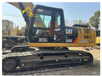 Гусеничный экскаватор CATERPILLAR 325