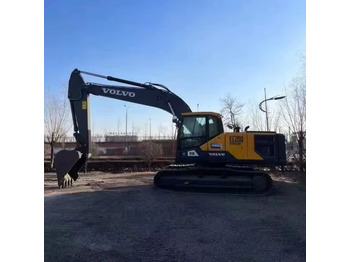 Гусеничный экскаватор VOLVO EC200