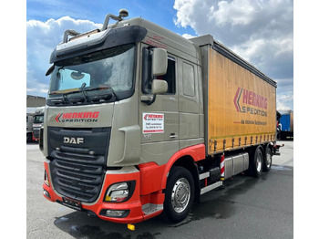 Тентованный грузовик DAF XF 460
