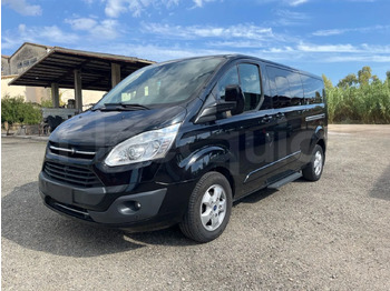 Пассажирский фургон Ford Tourneo Custom: фото 4