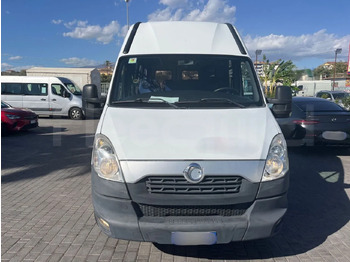 Туристический автобус Iveco Daily: фото 2