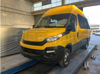Школьный автобус Iveco Daily: фото 4 Школьный автобус Iveco Daily: фото 4
