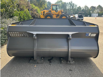 Новый Ковш для погрузчика для Строительной техники Volvo L90H bucket: фото 5