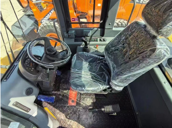 Колёсный погрузчик SDLG L958F china brand SDLG loader 5 ton class front loader: фото 4