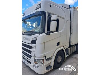 Тягач SCANIA R 450
