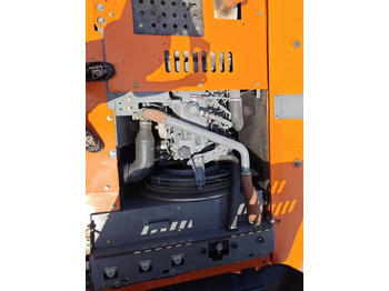 Гусеничный экскаватор Hitachi ZX200: фото 4