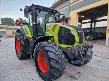Трактор CLAAS Axion 800