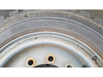 Шины и диски для Строительной техники ARMOR Gard 9.00-20 - Tyre/Reifen/Band: фото 3 Шины и диски для Строительной техники ARMOR Gard 9.00-20 - Tyre/Reifen/Band: фото 3