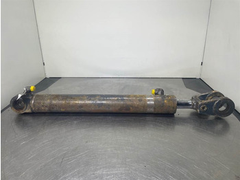 : фото в шапке страницы