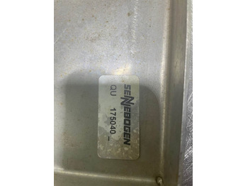 Рама/ Шасси для Строительной техники Sennebogen 835E-175040-Hood/Haube/Kap: фото 5
