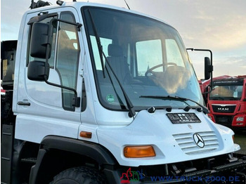 Малотоннажный бортовой грузовик Unimog U 300 4x4 mit Kran Nur 78.144 KM zGG.7.490Kg.: фото 5