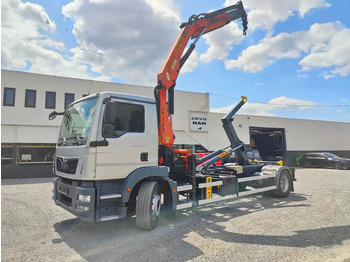 : фото в шапке страницы