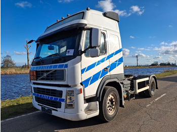Тягач VOLVO FM 380