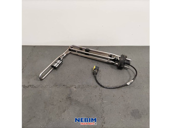 : фото в шапке страницы