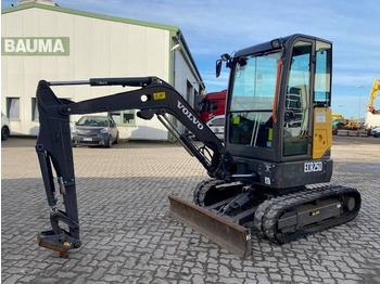 Мини-экскаватор VOLVO ECR25D