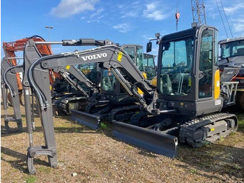 Мини-экскаватор VOLVO ECR35D