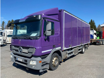 Грузовик с закрытым кузовом MERCEDES-BENZ Actros 1832