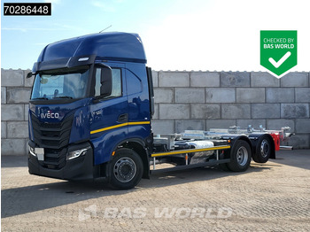 Грузовик-контейнеровоз/ Сменный кузов IVECO S-WAY