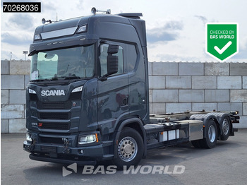 Грузовик-контейнеровоз/ Сменный кузов SCANIA S 540