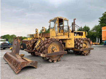 Caterpillar 825 + porte engins в лизинг Caterpillar 825 + porte engins: фото 1