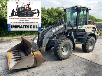Колёсный погрузчик TEREX