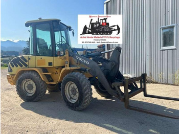 Колёсный погрузчик VOLVO L30