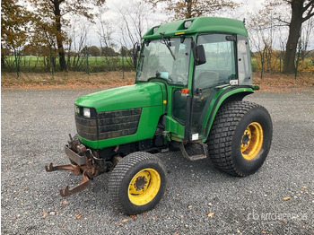 Трактор JOHN DEERE 2000 Series
