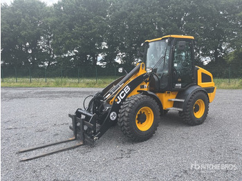 Колёсный погрузчик JCB 409