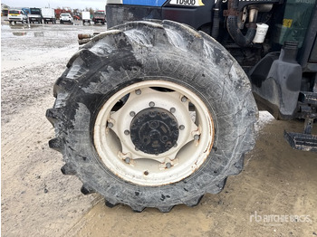 Трактор 2004 New Holland TD90D 4WD Tractor: фото 4