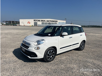 Легковой автомобиль FIAT
