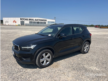 Внедорожник 2020 Volvo XC40 D3 SUV: фото 2 Внедорожник 2020 Volvo XC40 D3 SUV: фото 2