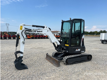 Мини-экскаватор BOBCAT E26