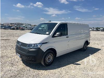 Грузовик с закрытым кузовом VOLKSWAGEN Transporter