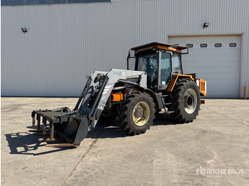 Трактор RENAULT