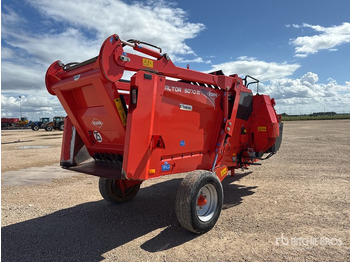 Кормораздатчик 2015 Kuhn Altor 5070M Pailleuse Distributrice Livestock Feeder: фото 4