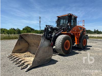 Колёсный погрузчик DOOSAN DL300