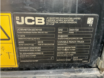 Телескопический погрузчик JCB