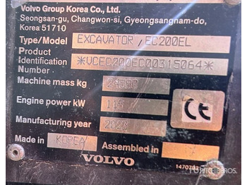 Гусеничный экскаватор VOLVO EC200