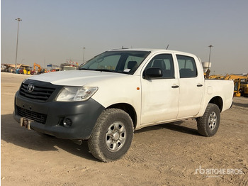 Пикап TOYOTA Hilux