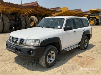 Внедорожник NISSAN