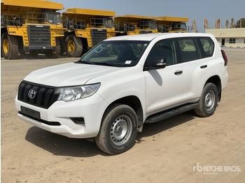 Внедорожник TOYOTA