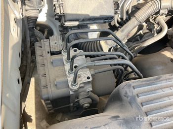 Внедорожник 2018 Toyota Prado TX 150L 4x4 SUV: фото 4