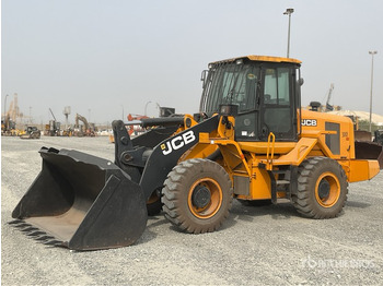 Колёсный погрузчик JCB 437
