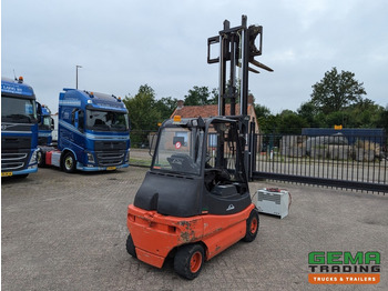 Электропогрузчик Linde E30 02 - 4058 uur - Duplex Mast - Volrubber Banden - Eurotron 80V-80A Oplader (M34): фото 3