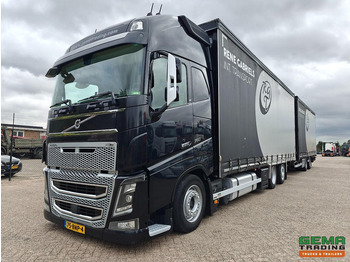 Грузовик с закрытым кузовом VOLVO FH16 750