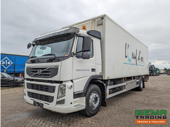 Грузовик для перевозки животных VOLVO FM 330