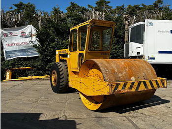 Каток BOMAG